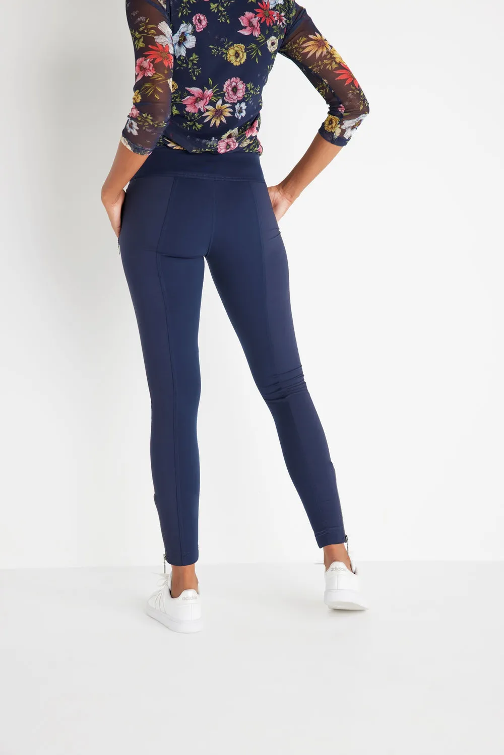 Allie Hybrid Pant - Navy