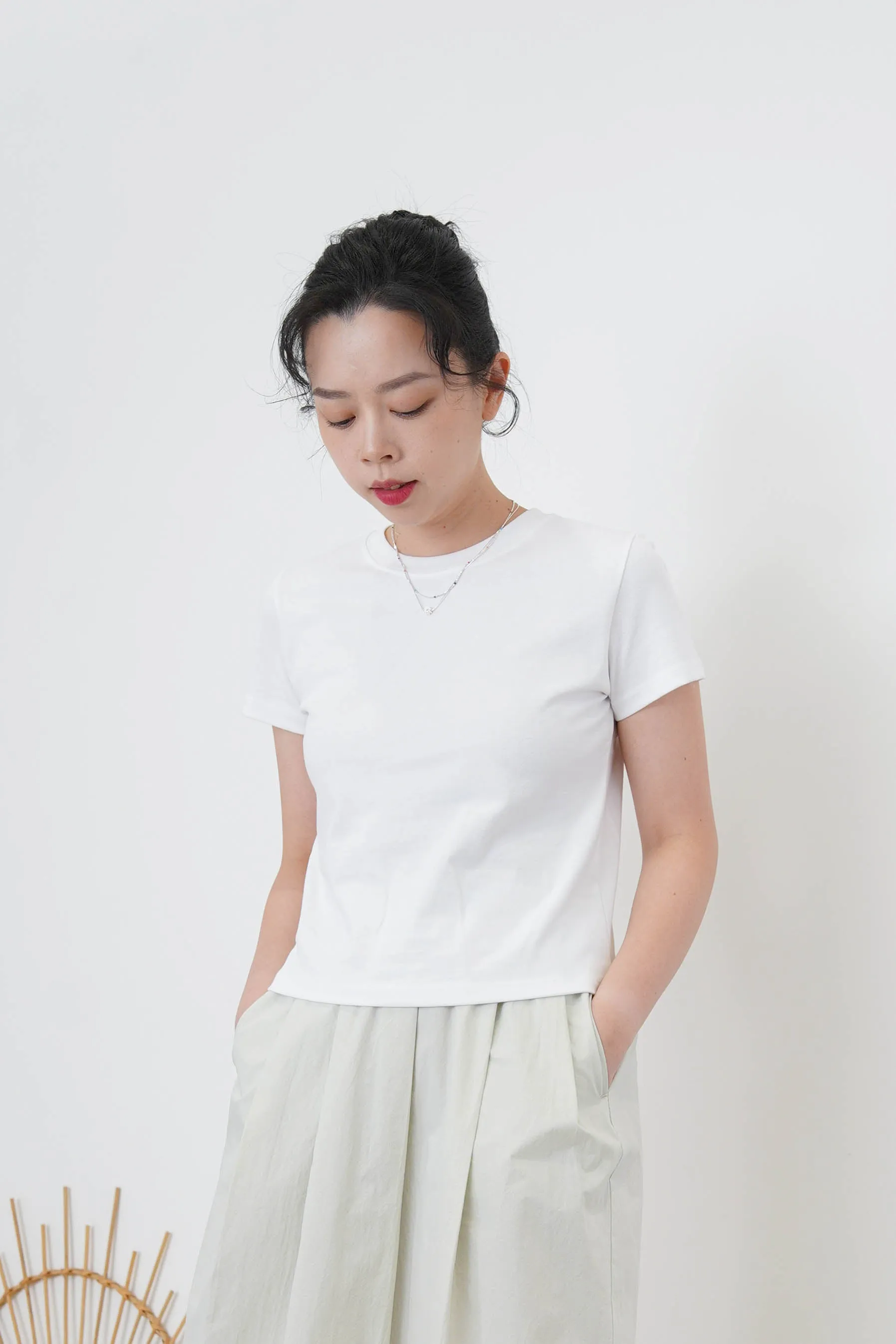 Basic tee in fit cut