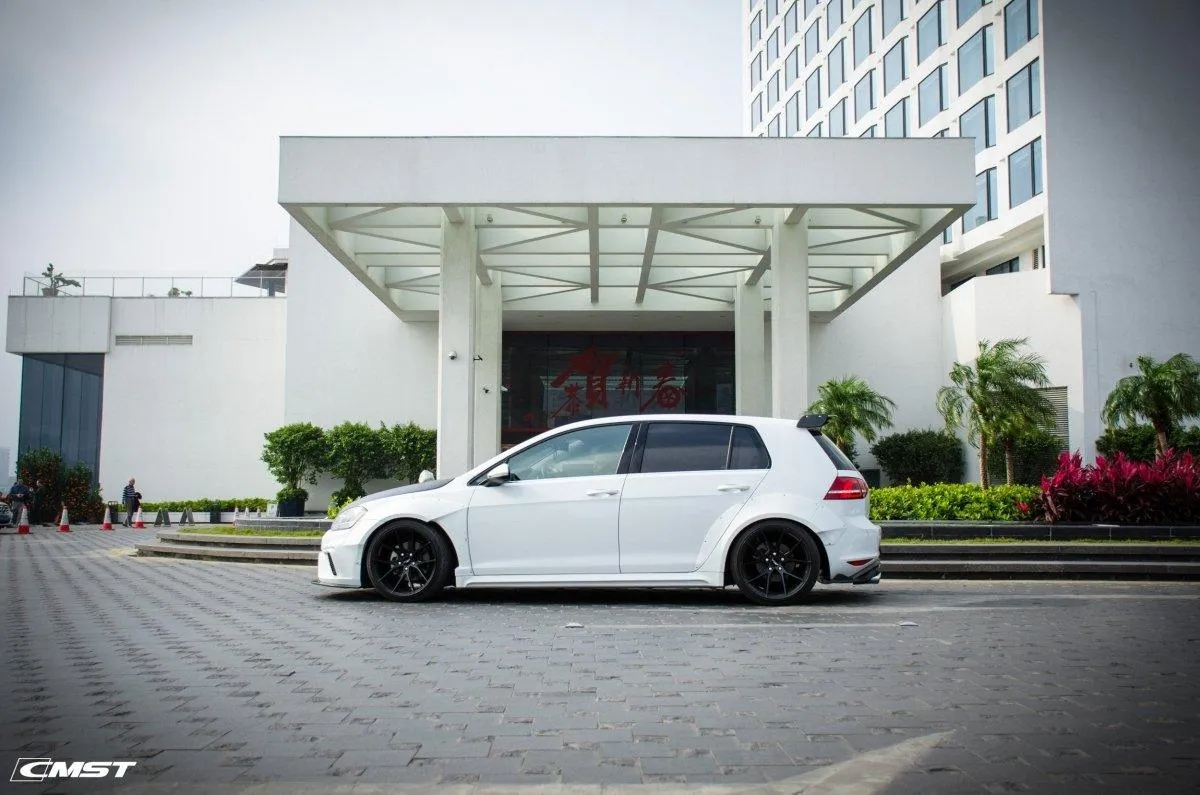 CMST Tuning Widebody Side Skirts for Volkswagen Golf R GTI Base MK7 MK7.5 Carbon Fiber/FRP