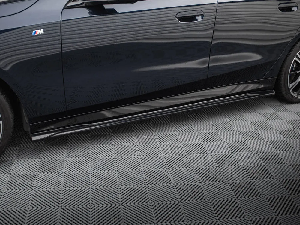 Maxton Design - SIDE SKIRTS DIFFUSERS V.1 BMW 5 M-PACK G60