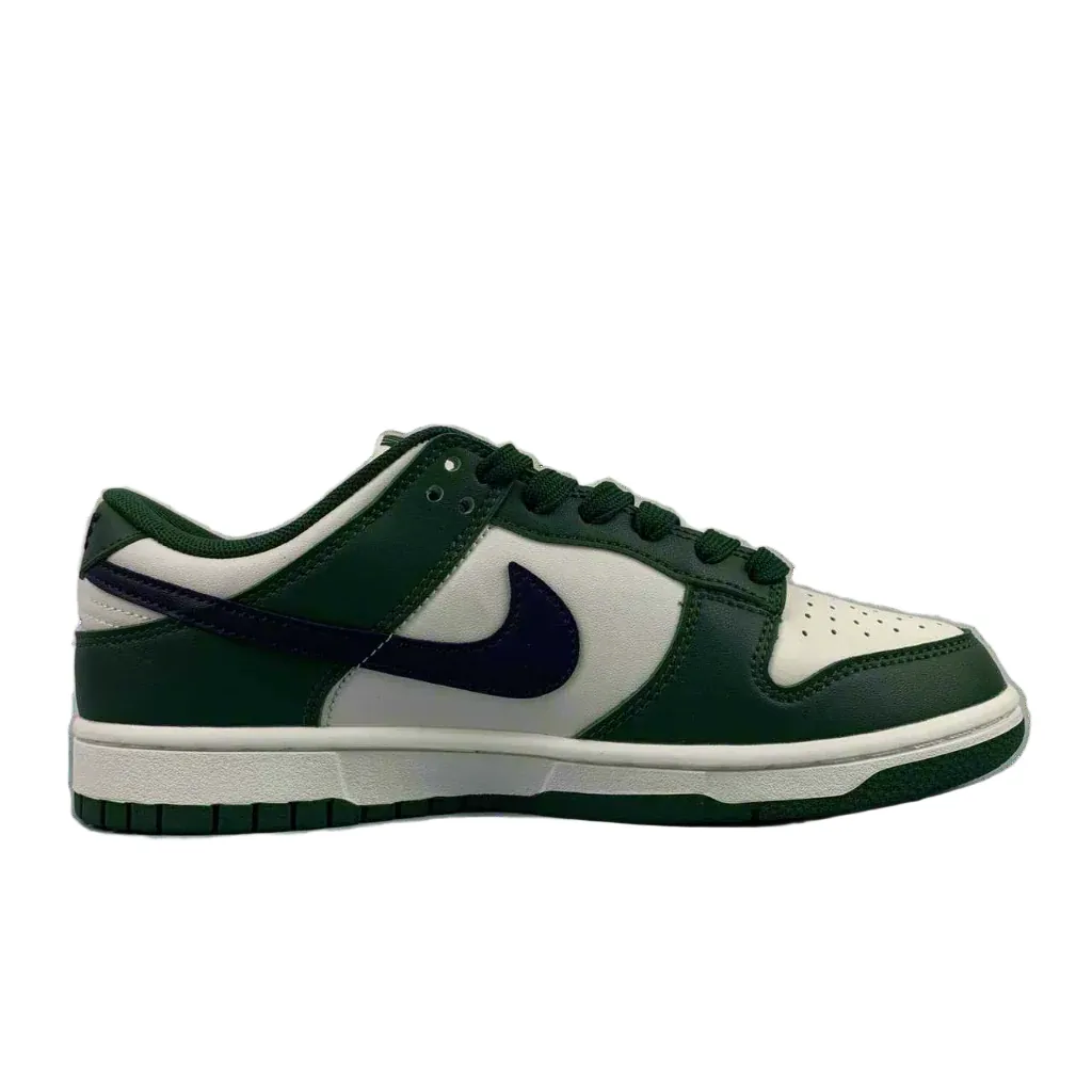 Nike Dunk Low "School Uniform"