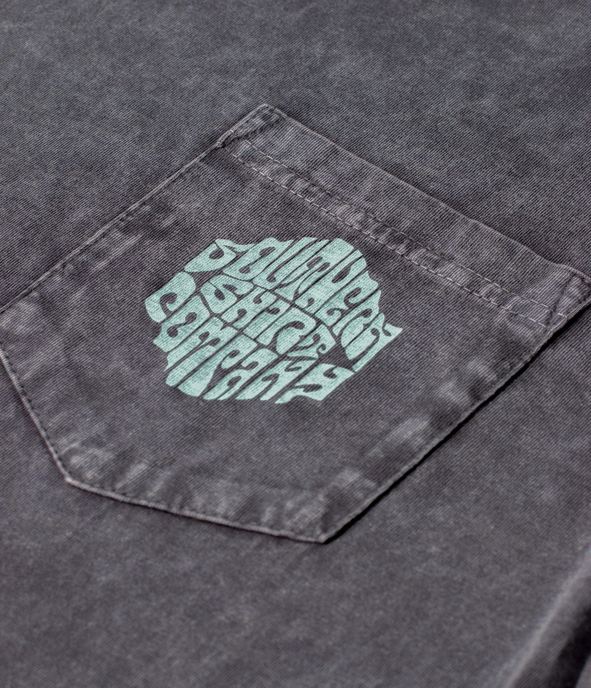Smokescreen Script Tee LS - Magnet